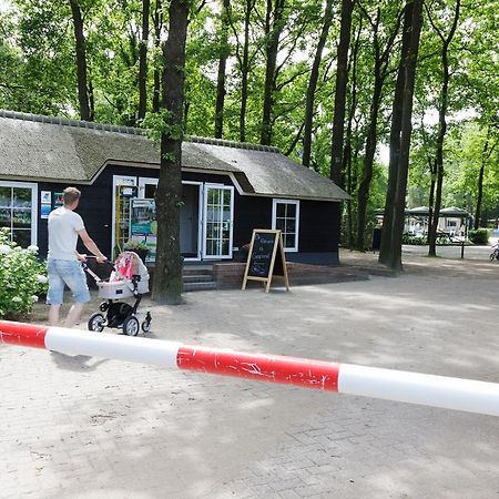 Familiecamping De Vossenburcht IJhorst Exteriér fotografie